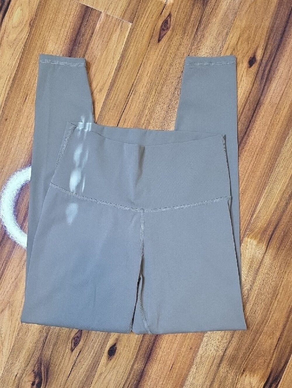 High-Waist Women’s 7/8 Active Leggings - Light Green Taupe